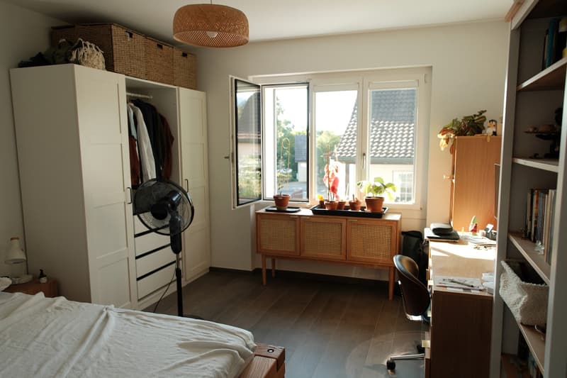 Helle 4.5-Zi-Wohnung an ruhiger Lage in Kleinwabern (2)