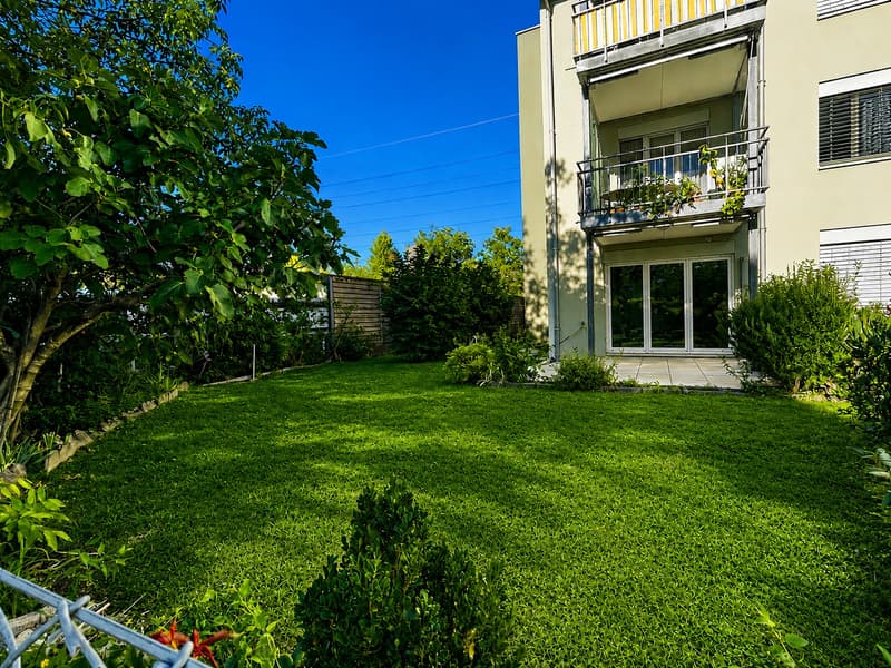5.5-Zimmer-Gartenwohnung  118 m² Wohnfläche + ca. 66 m² Zusatzfläche + 230 m² Privatgarten (2)