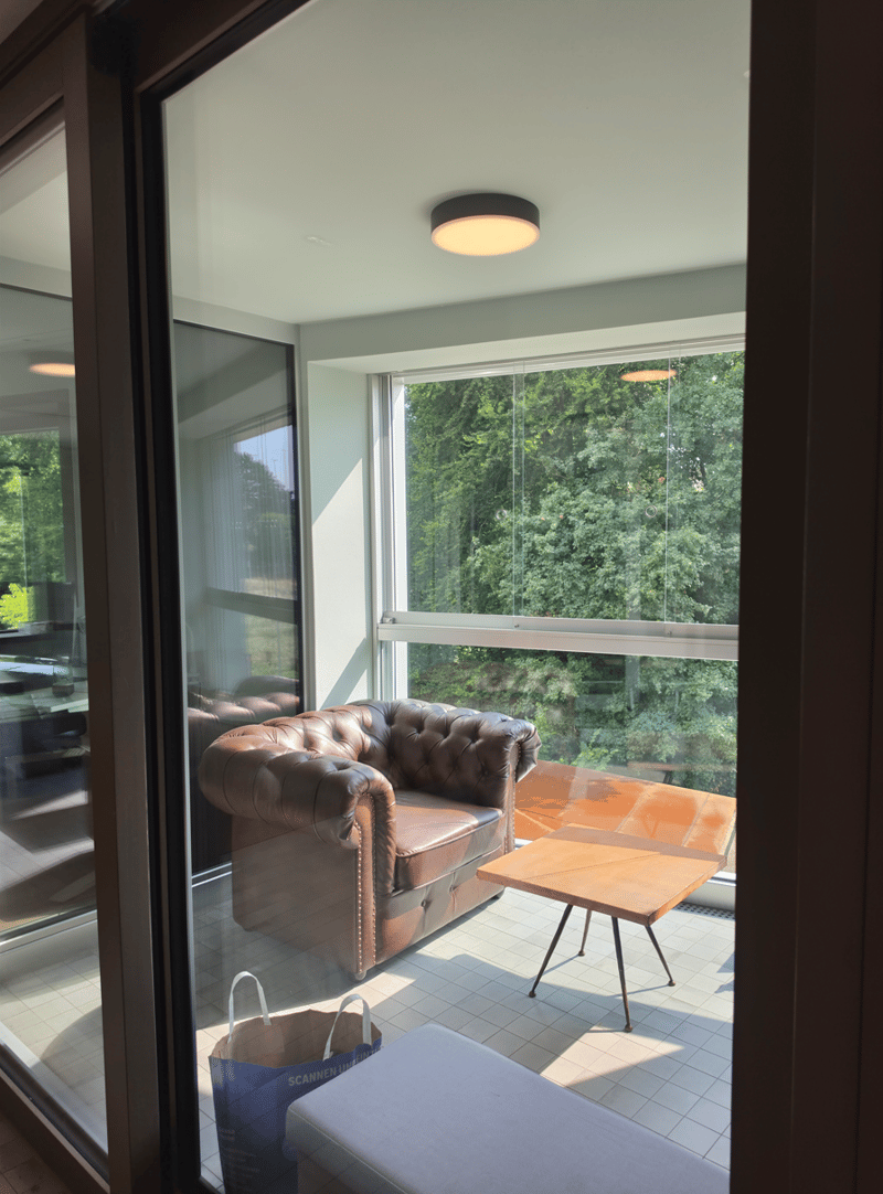 2.5-Zimmer in Kloten mit Pool, Gym & Co. (11)