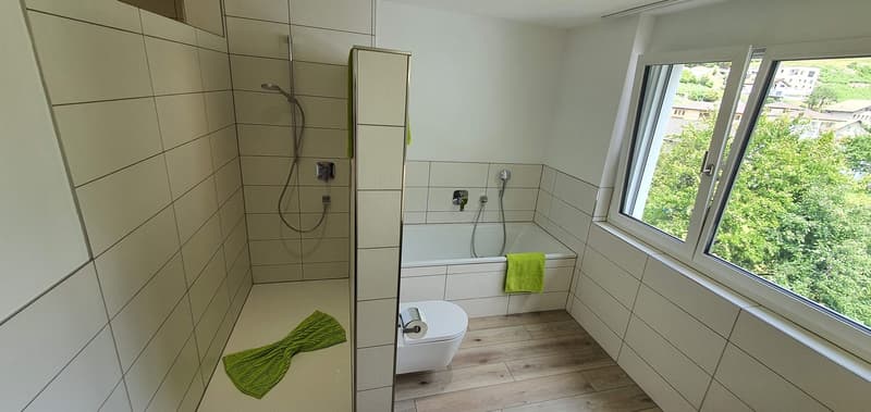 Grosszügige 5.5-Zimmer-Wohnung mit 178 m2, Garage und E-Ladestation (11)