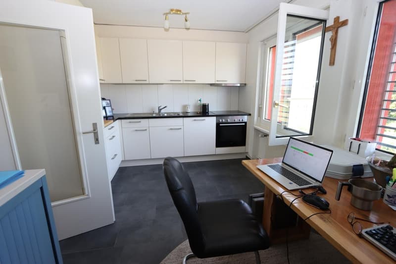 EXKLUSIVE 2.5 ZIMMERWOHNUNG IN ZOFINGEN (6)