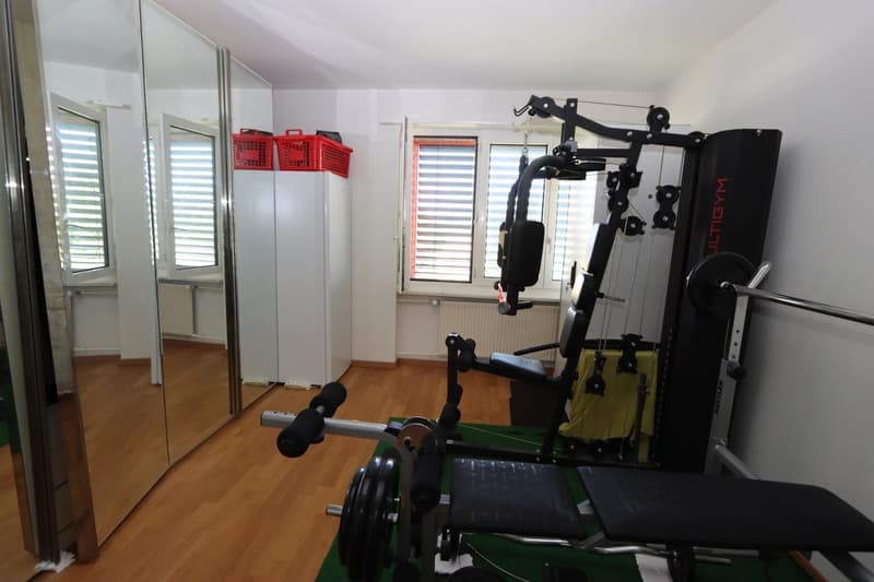 EXKLUSIVE 2.5 ZIMMERWOHNUNG IN ZOFINGEN (5)