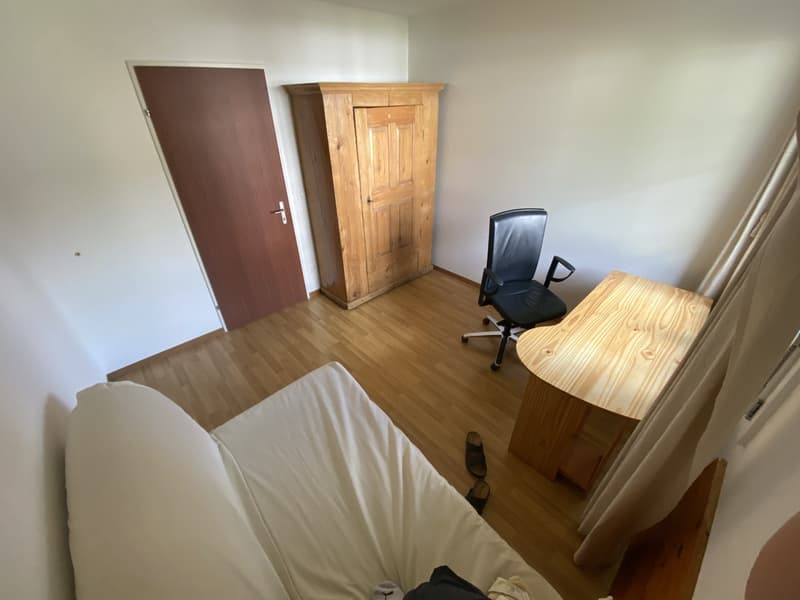 Ruhiges, abschliessbares Büro in 6430 Schwyz möbliert oder unmöbliert (5)