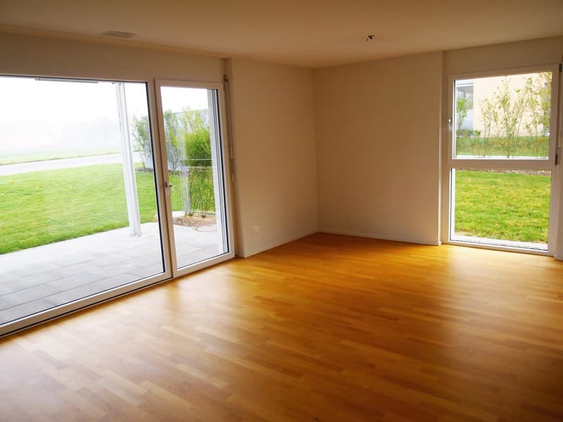 4.5-Zimmer-Gartenwohnung im Erdgeschoss, 101 m² mit Sitzplatz ins Grüne (2)