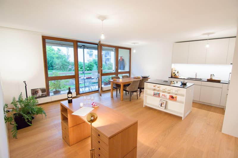 Hochparterre in Herrliberg - Wohnen an privilegierter Lage (1)
