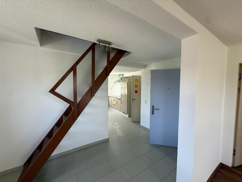 Attraktive 3.5-Zimmer-Maisonettewohnung in Schöftland (7)