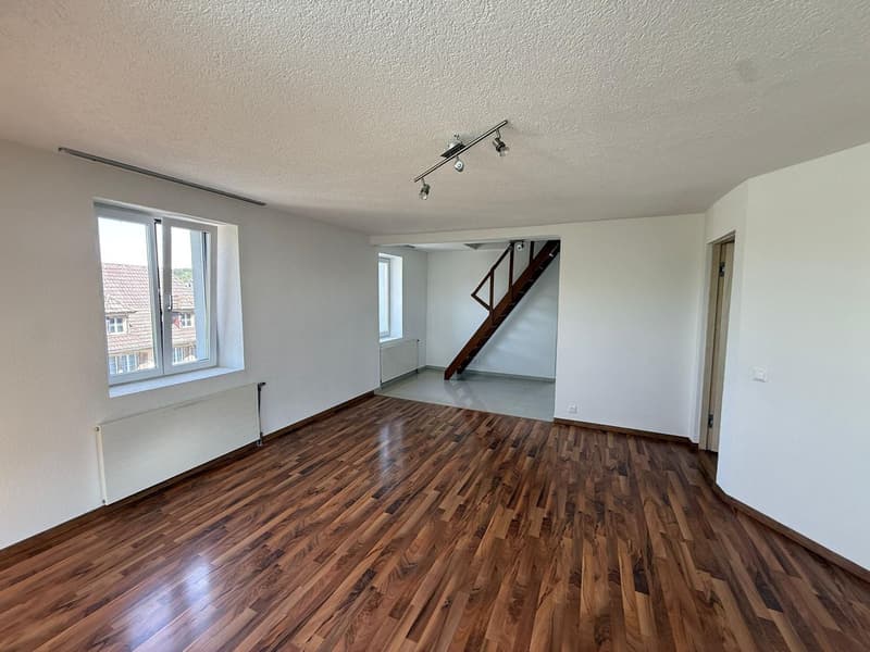 Attraktive 3.5-Zimmer-Maisonettewohnung in Schöftland (1)