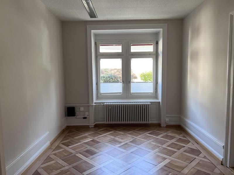 Heller Praxisraum in Zürich-Enge in schöner Praxisgemeinschaft (1)