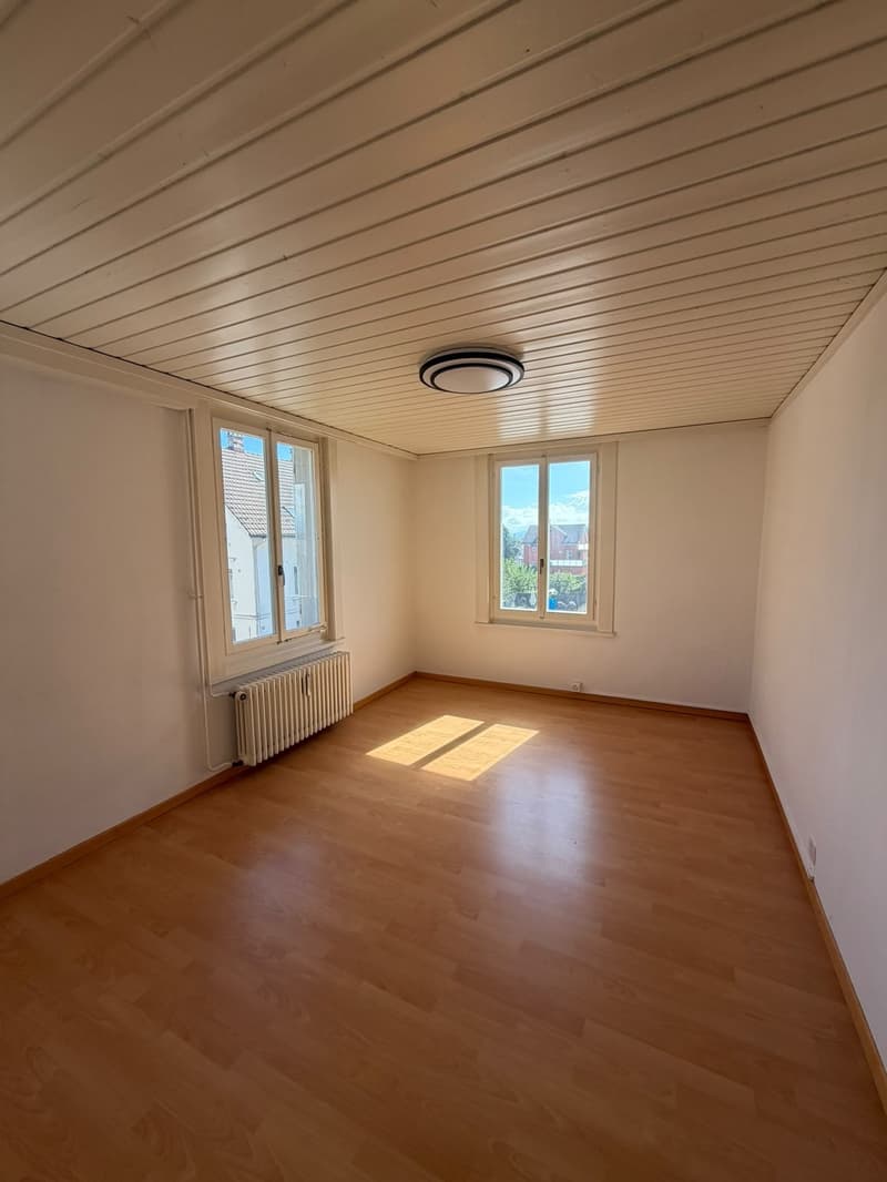 Zentral wohnen & wohlfühlen 3.5-Zimmer-Wohnung inkl. Parkplatz (3)