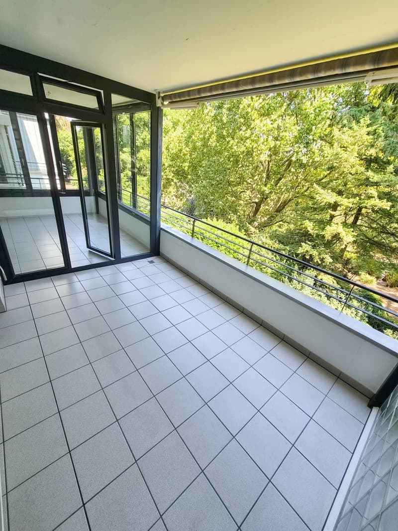 Erstvermietung: 107 m² auf 3.5 Zimmer am Zolli komplett renoviert, 2 Balkone und Wintergarten (3)