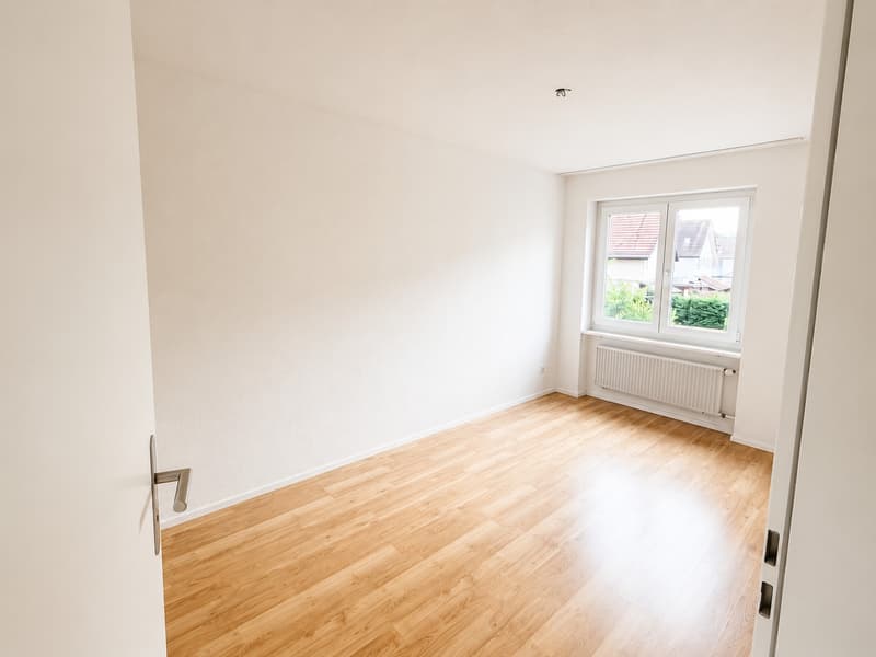 Helle und moderne 3-Zimmer-Wohnung mit Balkon in ruhiger Lage (6)