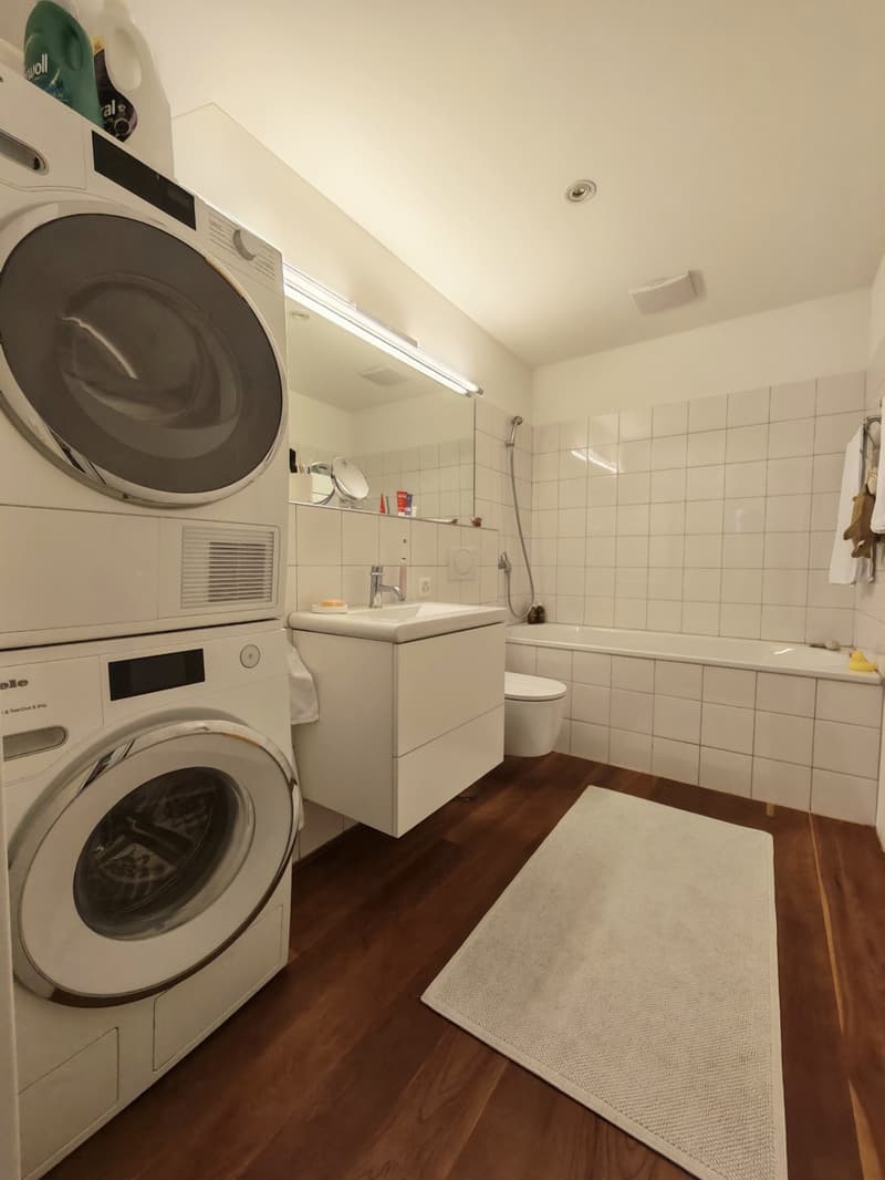 Grosszügige 3.5-Zimmerwohnung an ruhiger Lage in Erlenbach mit Seesicht (7)