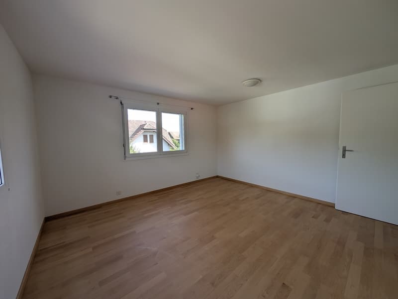 4.5-Zimmer-Maisonettewohnung mit Galerie und Balkon in Ziefen (6)