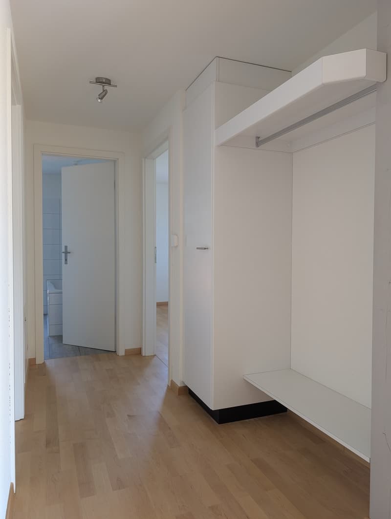 4.5-Zimmer-Maisonettewohnung mit Galerie und Balkon in Ziefen (8)