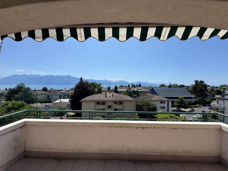 Appartement de 2.5 pièces et Garage avec vue panoramique sur le Léman (5)