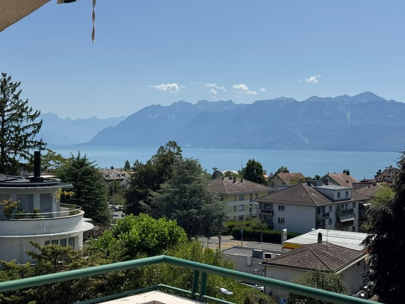 Appartement de 2.5 pièces et Garage avec vue panoramique sur le Léman (3)