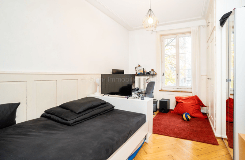 ZWISCHEN-Vermietung einer charmanten 4-Zi Whg. mit grossem Mansardenzimmer (4)