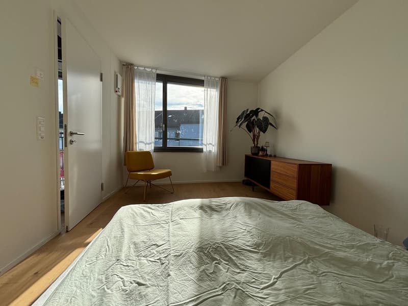 2.5 Zi. Heller Neubau Traumwohnung für 3-5 Monate (3)