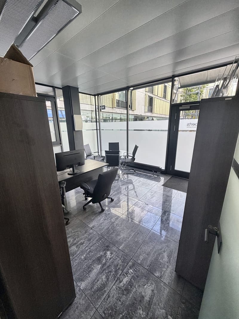 Modernes Büro 280 m2 in Zürich-Altstetten - Übernahme Mietvertrag (1)