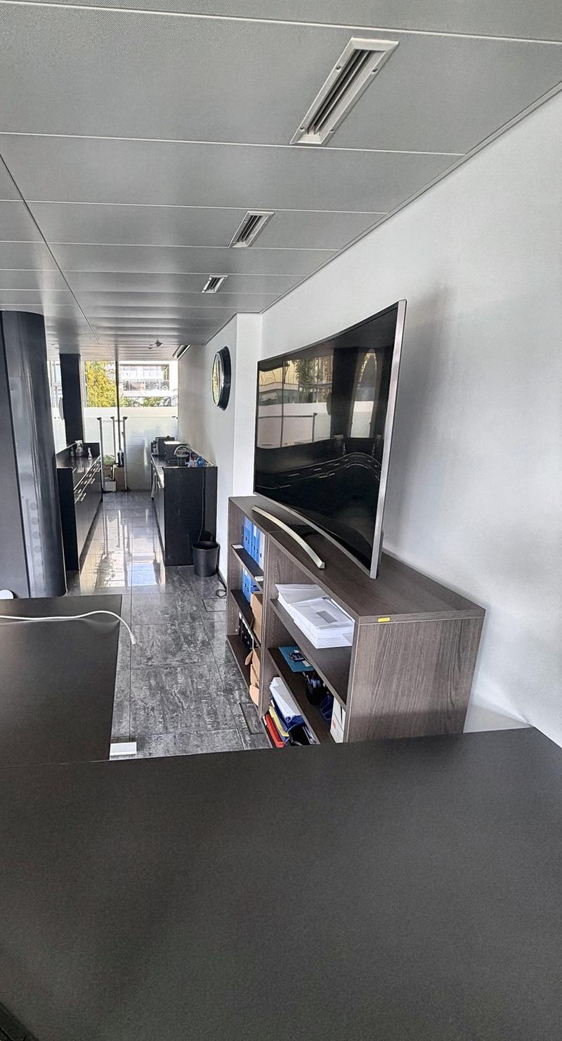 Modernes Büro 280 m2 in Zürich-Altstetten - Übernahme Mietvertrag (6)