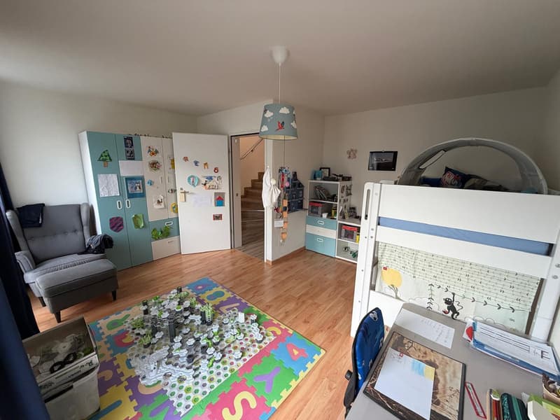 Familienfreundliches 5.5-Zimmer-Reihenhaus mit Garten und Doppelparkplatz (5)