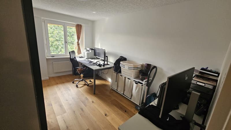 Wohnung im obersten Stock mit Lift und Balkon (8)