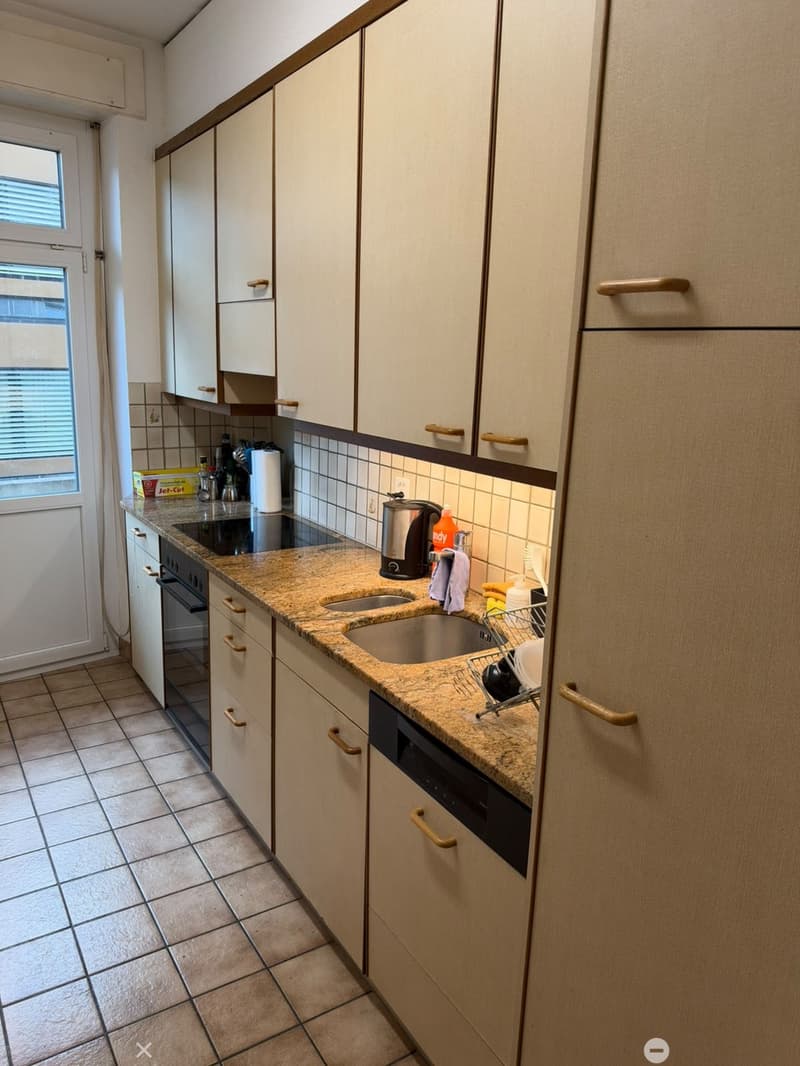 Charmante 4.5-Zimmer-Wohnung in Biel Zentrum (6)
