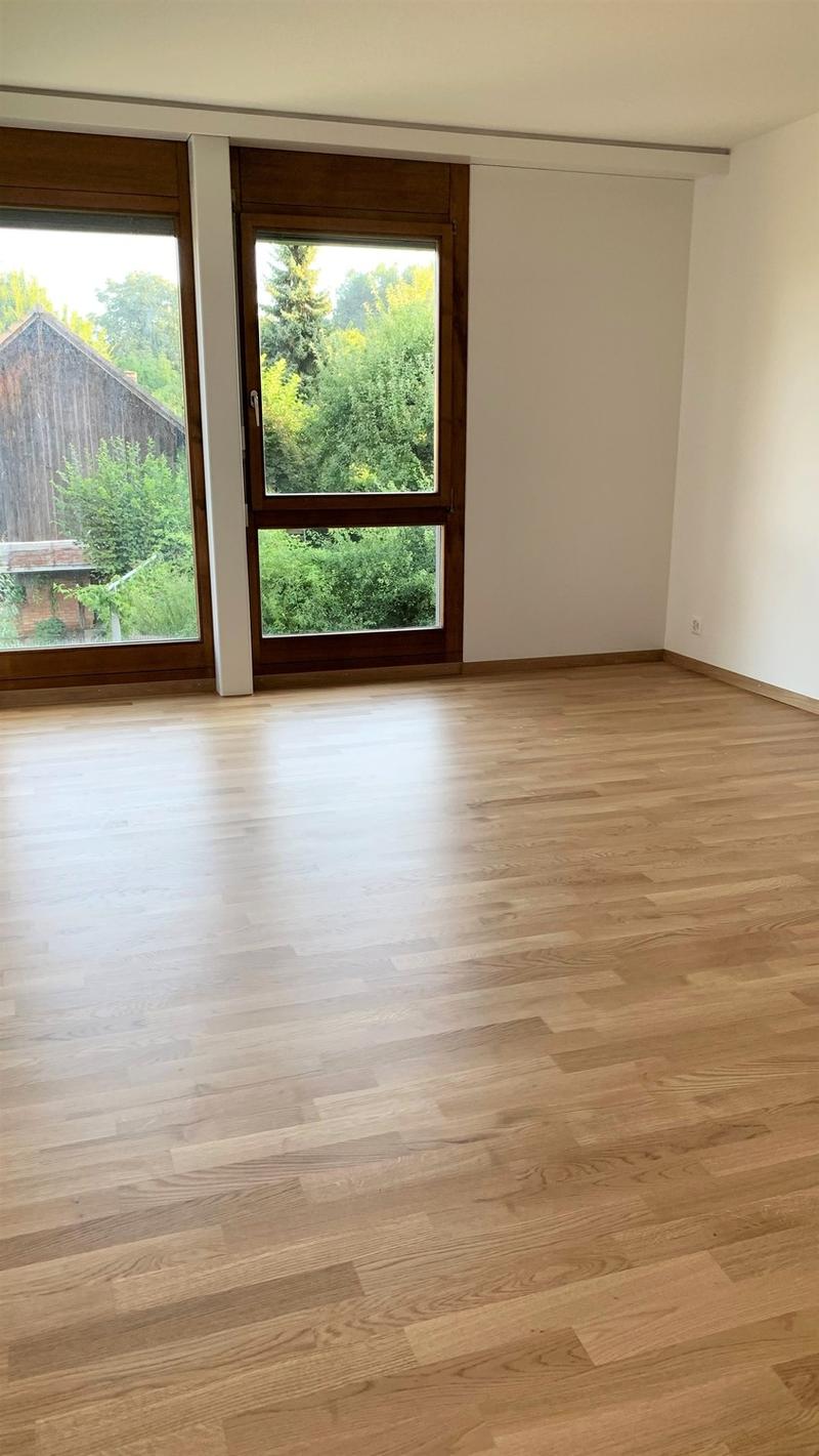 Grosszügige 4.5-Zimmerwohnung mit grossem Balkon und viel Wohnkomfort (7)