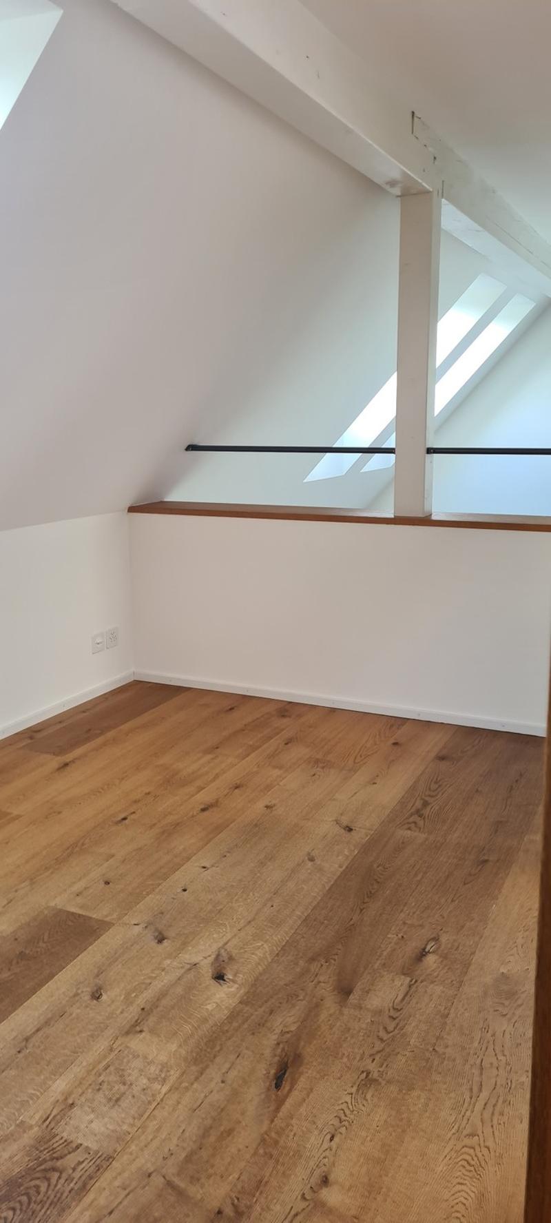 3.5-Zimmer-Maisonettewohnung mit privater Dachterrasse im Kreis 4 in Zürich (12)
