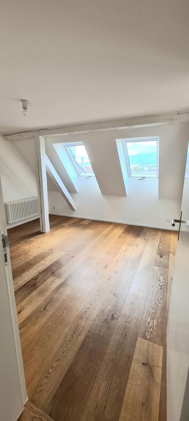3.5-Zimmer-Maisonettewohnung mit privater Dachterrasse im Kreis 4 in Zürich (7)