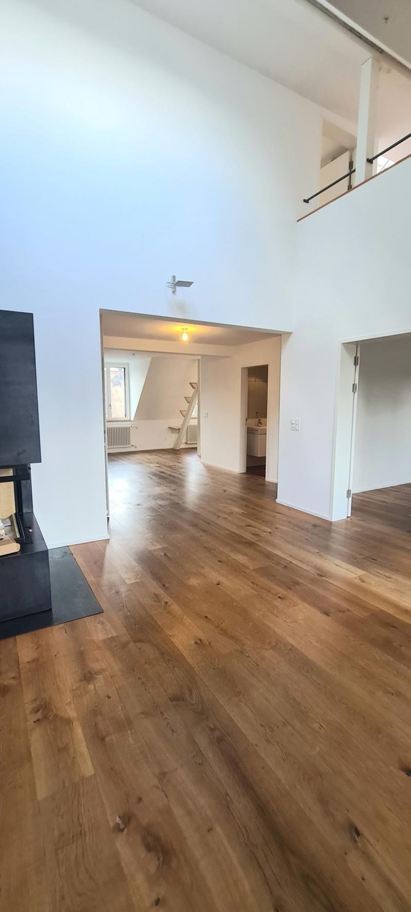 3.5-Zimmer-Maisonettewohnung mit privater Dachterrasse im Kreis 4 in Zürich (13)