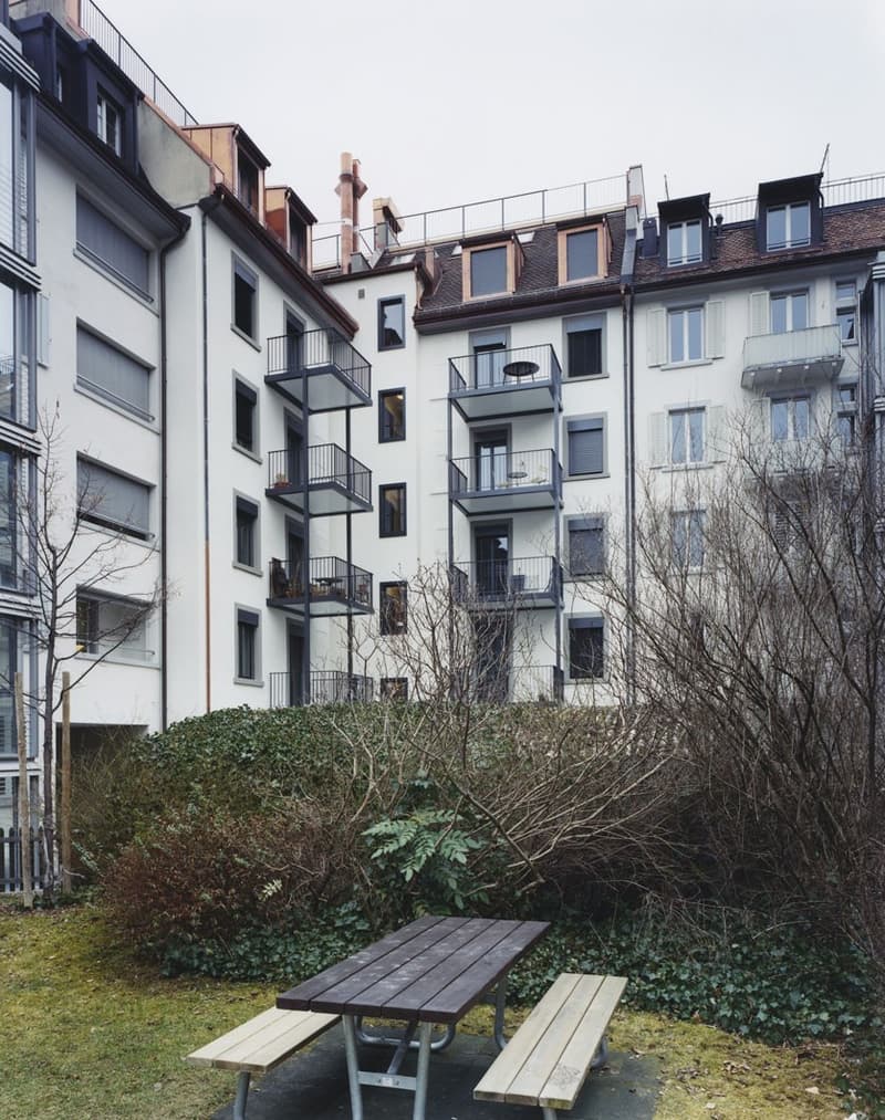 3.5-Zimmer-Maisonettewohnung mit privater Dachterrasse im Kreis 4 in Zürich (2)