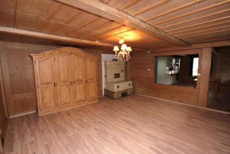 Wohn- & Geschäftshaus mit Bauparzelle 4 Wohnungen / Gewerberäume (10)