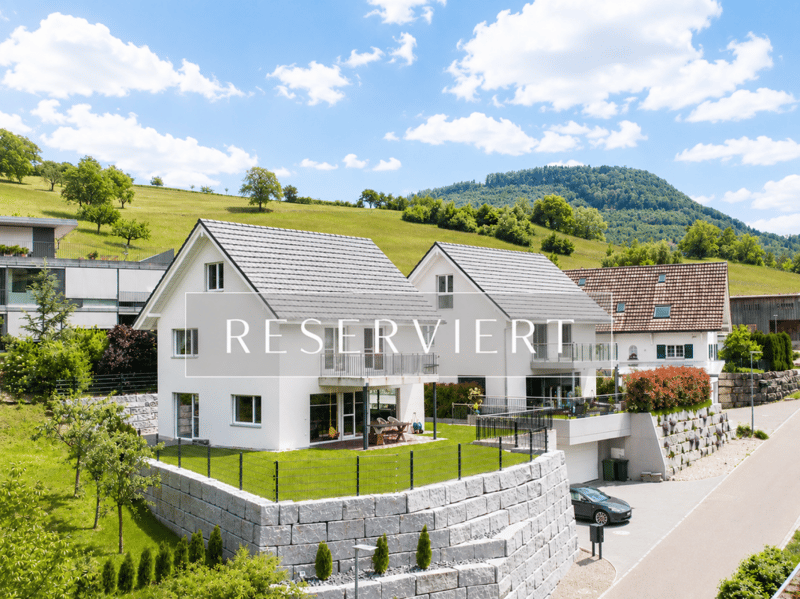 TOP OF ZEIHEN: FAMILIENPARADIES MIT WEITSICHT (1)