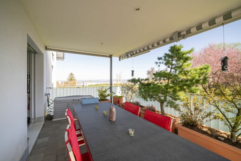 Grosszügige Minergie-Wohnung mit 31 m² Terrassenfläche nahe Zürich (3)