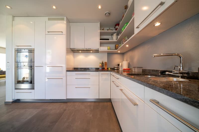 Grosszügige Minergie-Wohnung mit 31 m² Terrassenfläche nahe Zürich (5)
