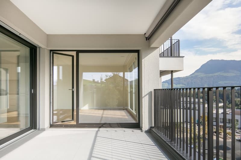 Vergleichsfoto Balkon