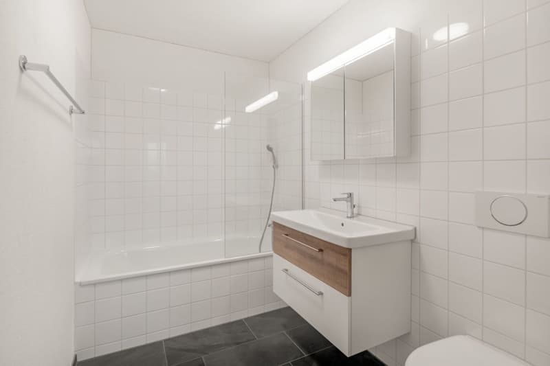 Bad/WC im direkt neben Schlafzimmer