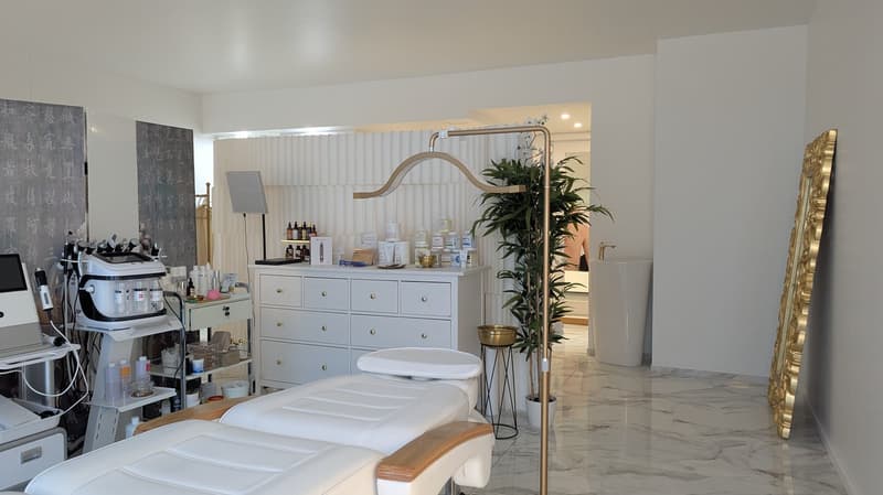 Modernes Gewerbelokal mit 51 m² in Hüntwangen (2)