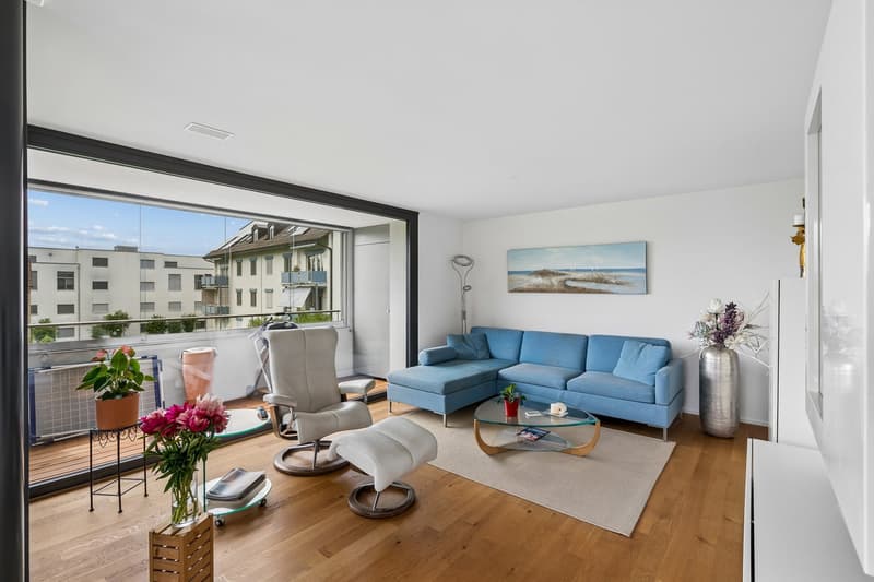 Sonnige 3,5-Zimmer-Wohnung mit Weitblick (10)