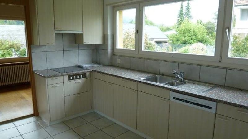 Charmantes 5.5-Zimmer-Einfamilienhaus in Embrach, befristet für ein Jahr (9)