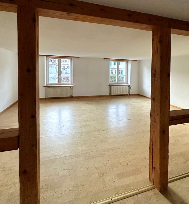 Charmante 4.5-Zimmer-Wohnung in Rüdlingen – ab sofort verfügbar (1)