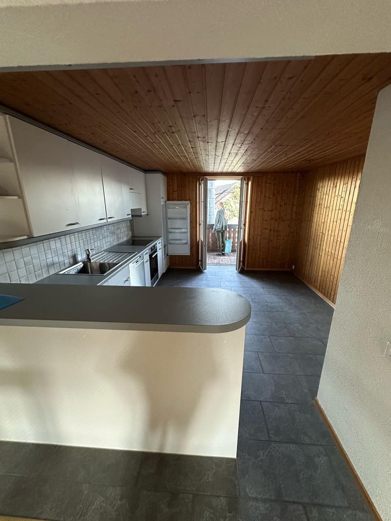 Charmante 4.5-Zimmer-Wohnung in Rüdlingen – ab sofort verfügbar (2)