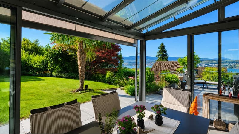 FAMILIENTRAUM MIT SEESICHT: 6.5-Zimmer-Einfamilienhaus in Uetikon am See (8)