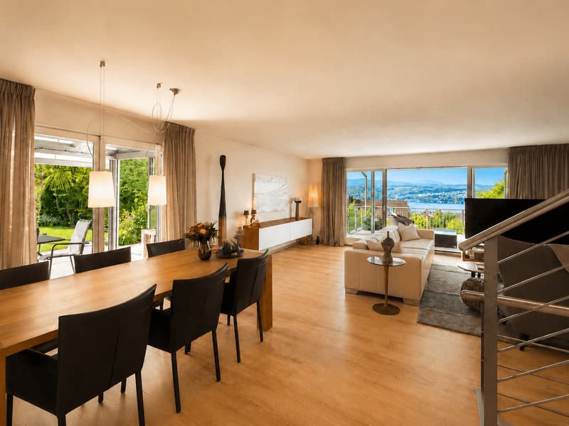 FAMILIENTRAUM MIT SEESICHT: 6.5-Zimmer-Einfamilienhaus in Uetikon am See (4)
