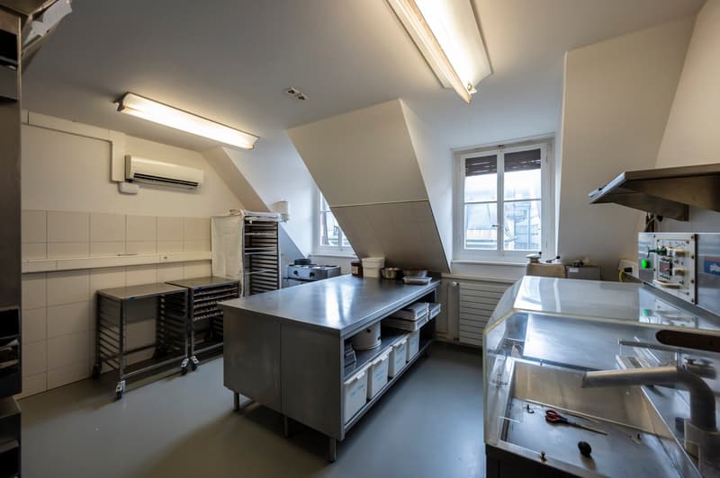 Berns Backtradition fortführen: Storchenbäckerei Keller AG zu verkaufen! (2)