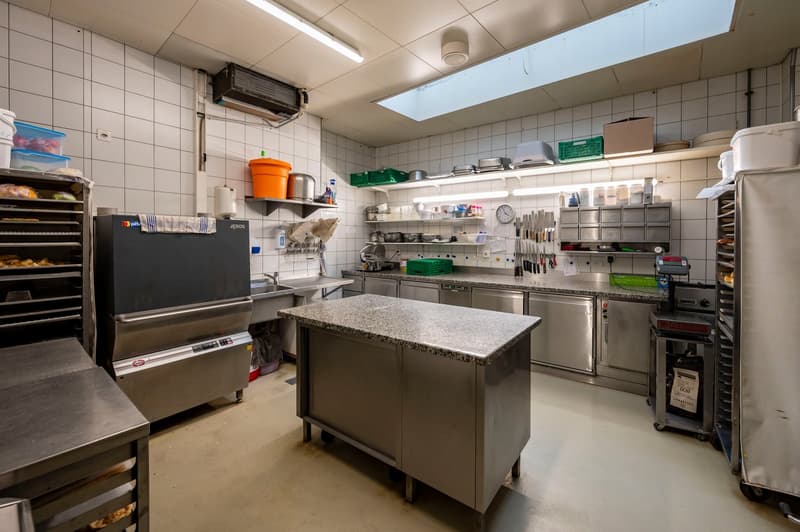 Berns Backtradition fortführen: Storchenbäckerei Keller AG zu verkaufen! (6)