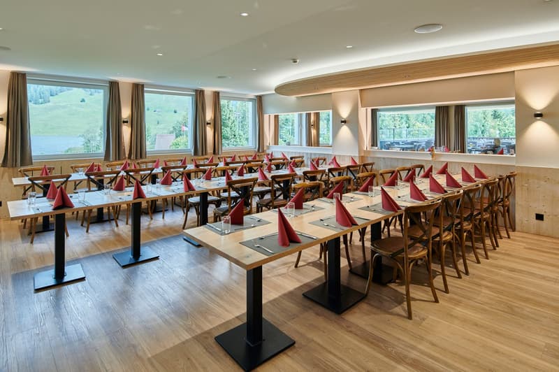 Tradition trifft Erholung – das Hotel Bad Schwarzsee sucht neue Gastgeber:innen! (7)