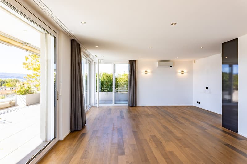 Exklusive 3.5-Zimmer-Attikawohnung mit Seenähe in Uetikon am See (5)