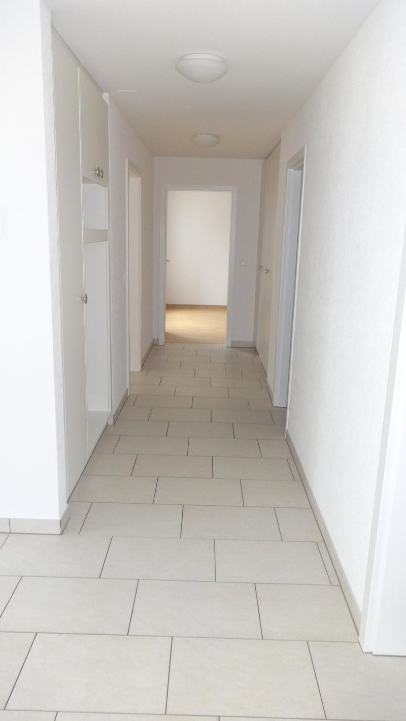 Schöne 4.5-Zimmerwohnung mit Gartensitzplatz im Herzen von Lieli (4)